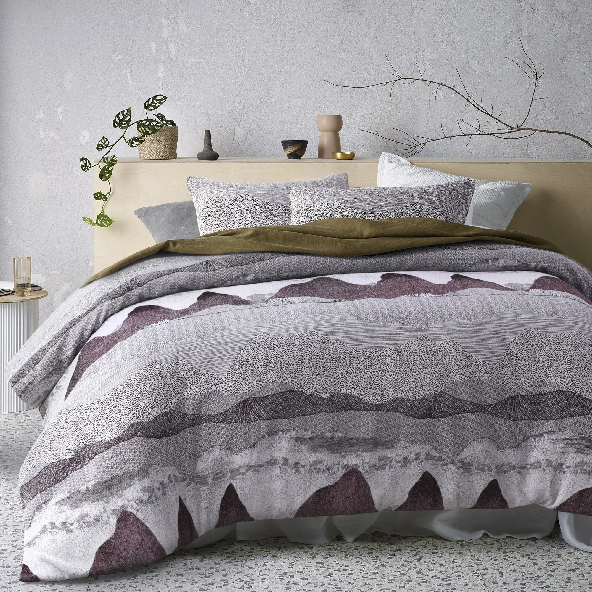 Accessorize Bulla Burgundy Jacquard Quilt Cover Sets