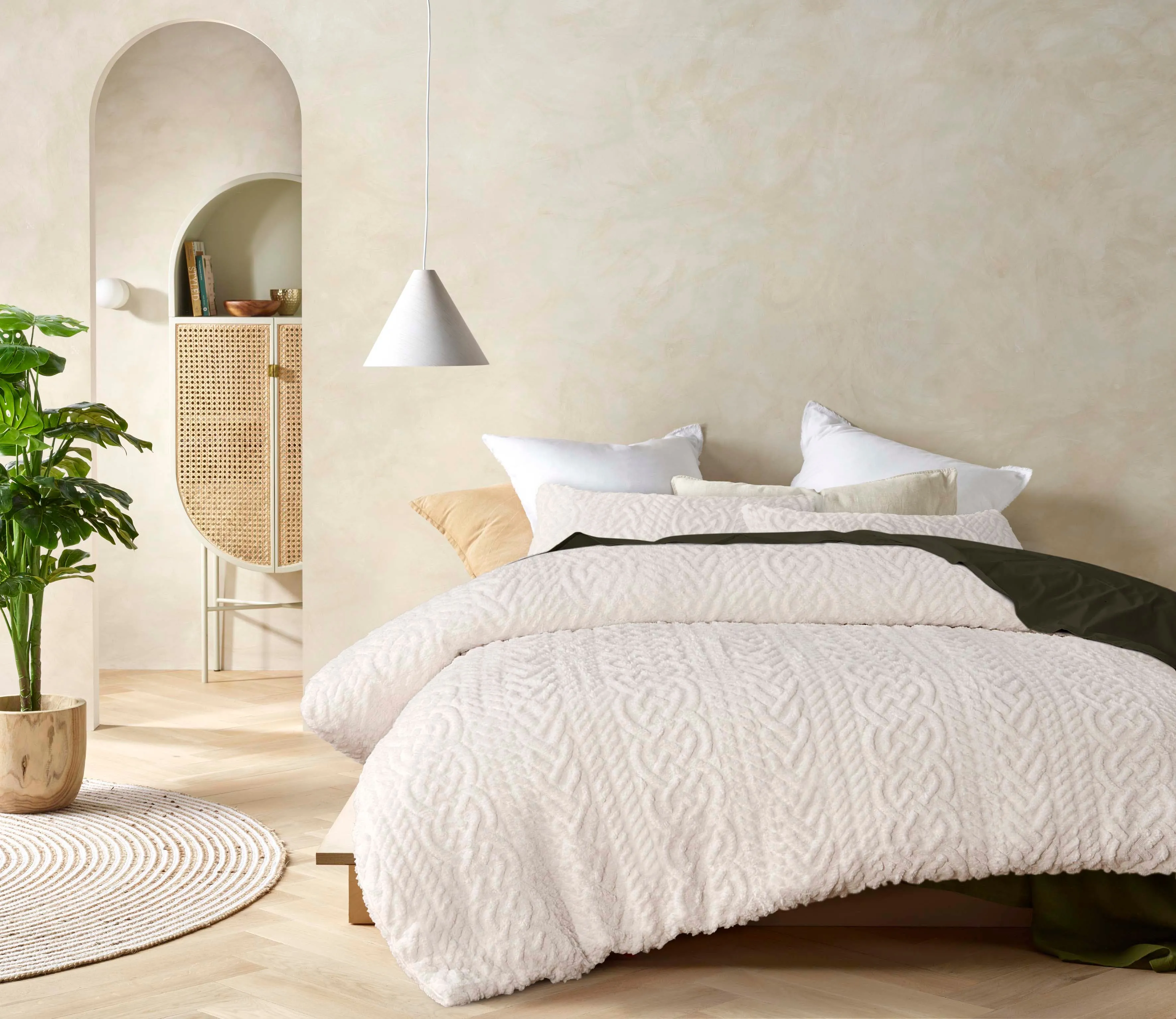 Accessorize Montana Teddy Quilt Cover Sets