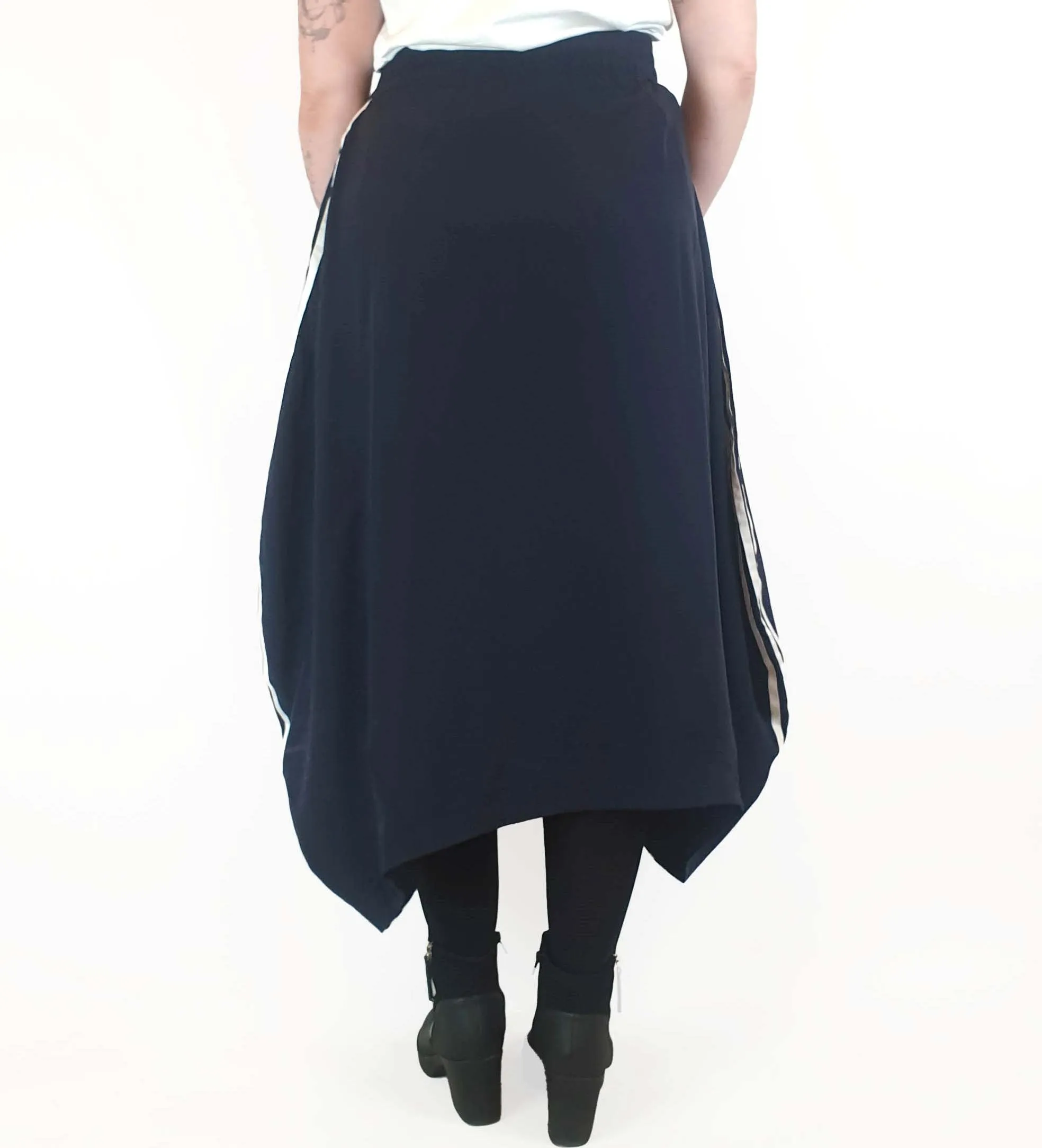 Adidas navy skirt size M