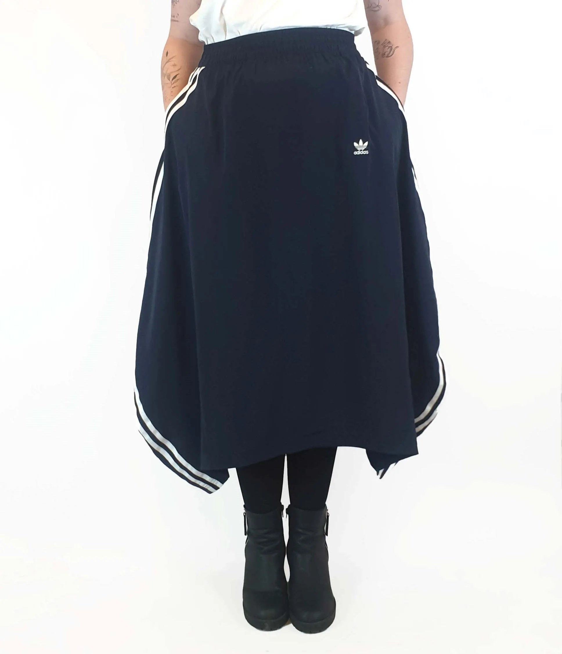 Adidas navy skirt size M