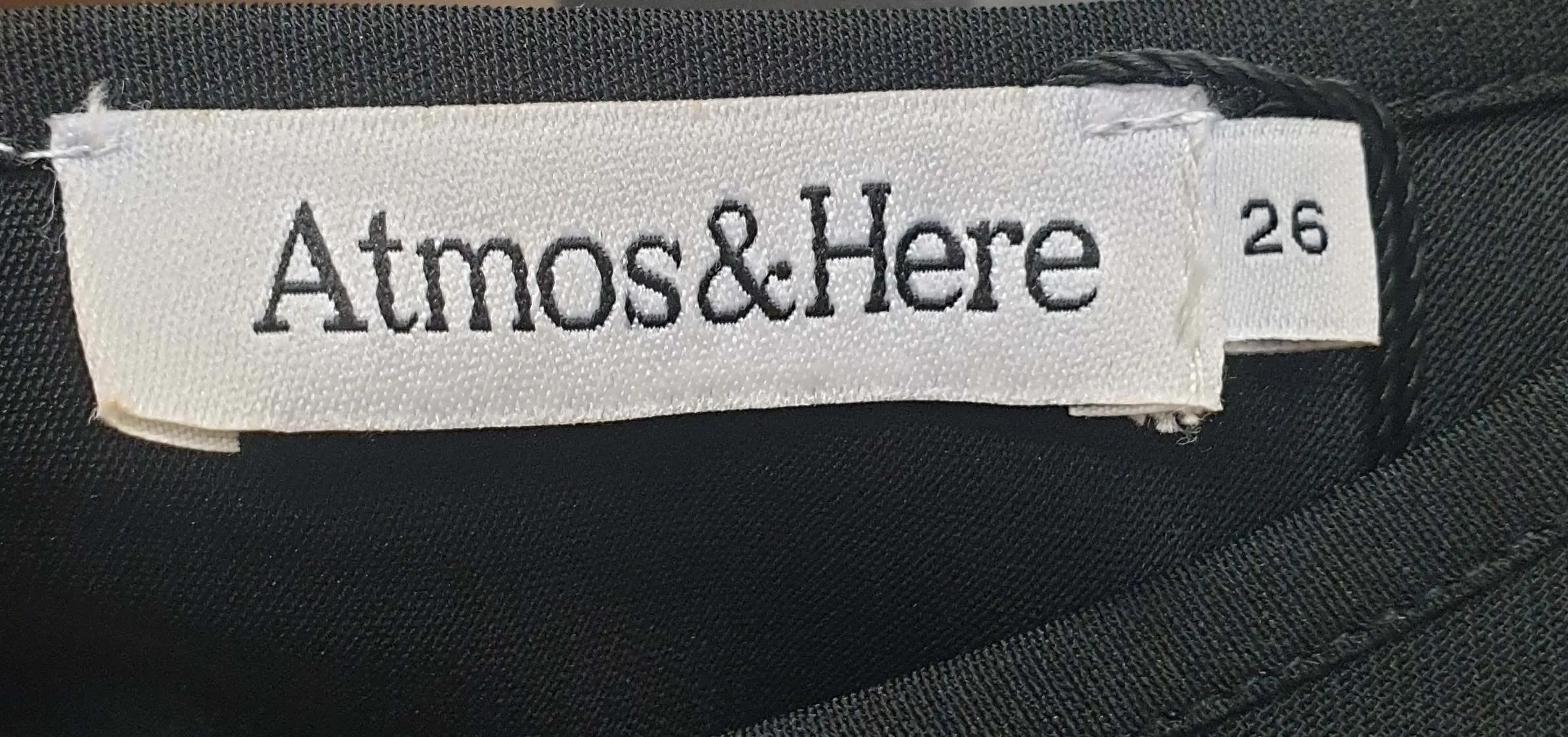 Atmos & Here black elora blouse size 26