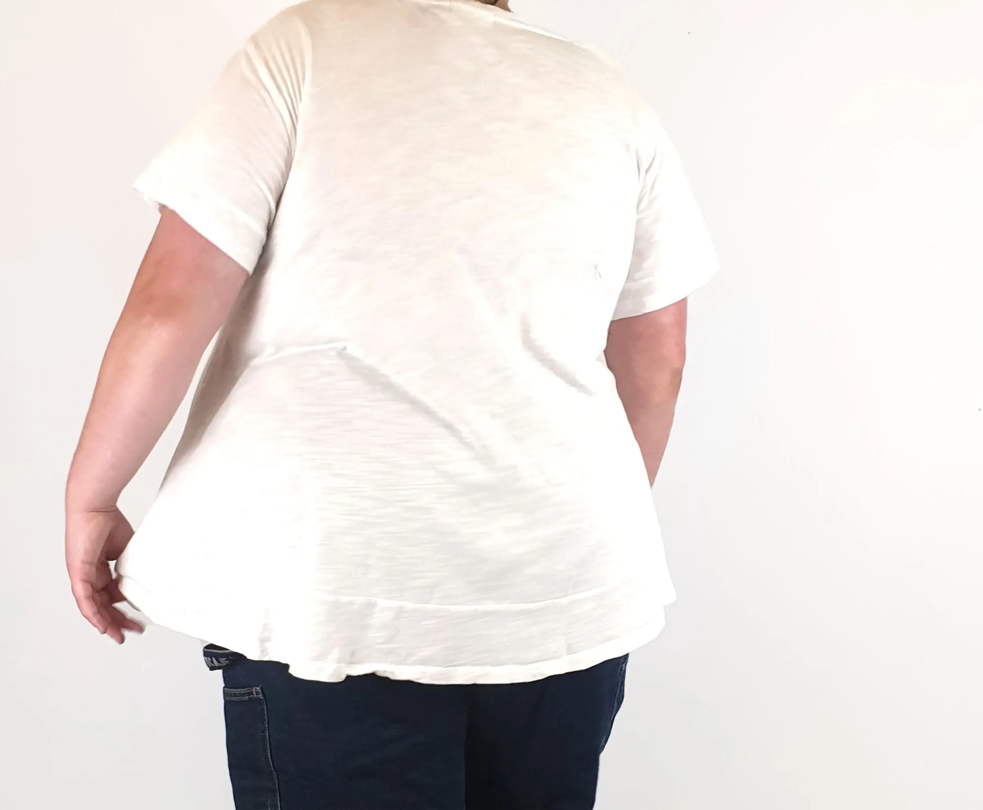 Bird Keepers white tee size 22