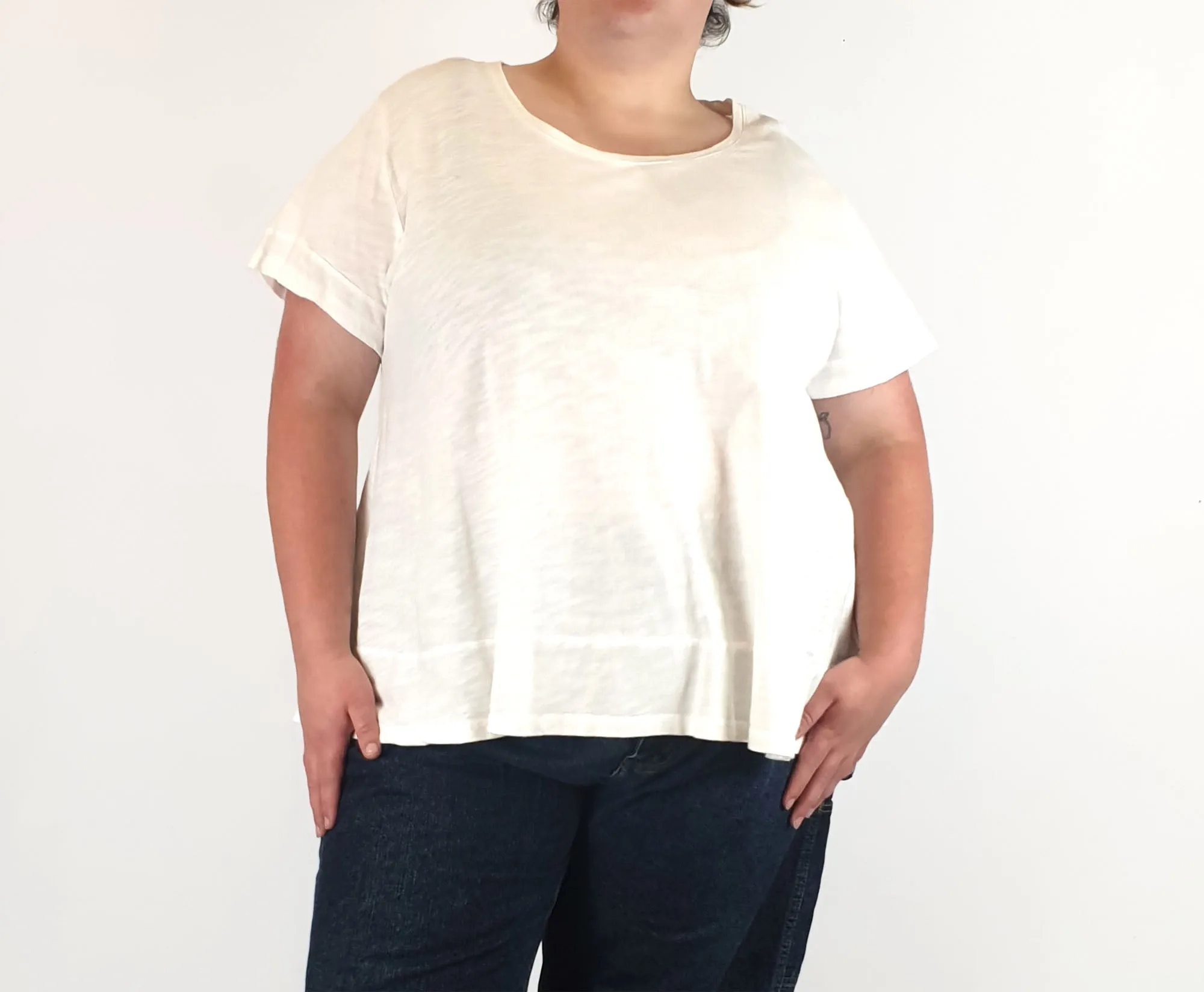 Bird Keepers white tee size 22