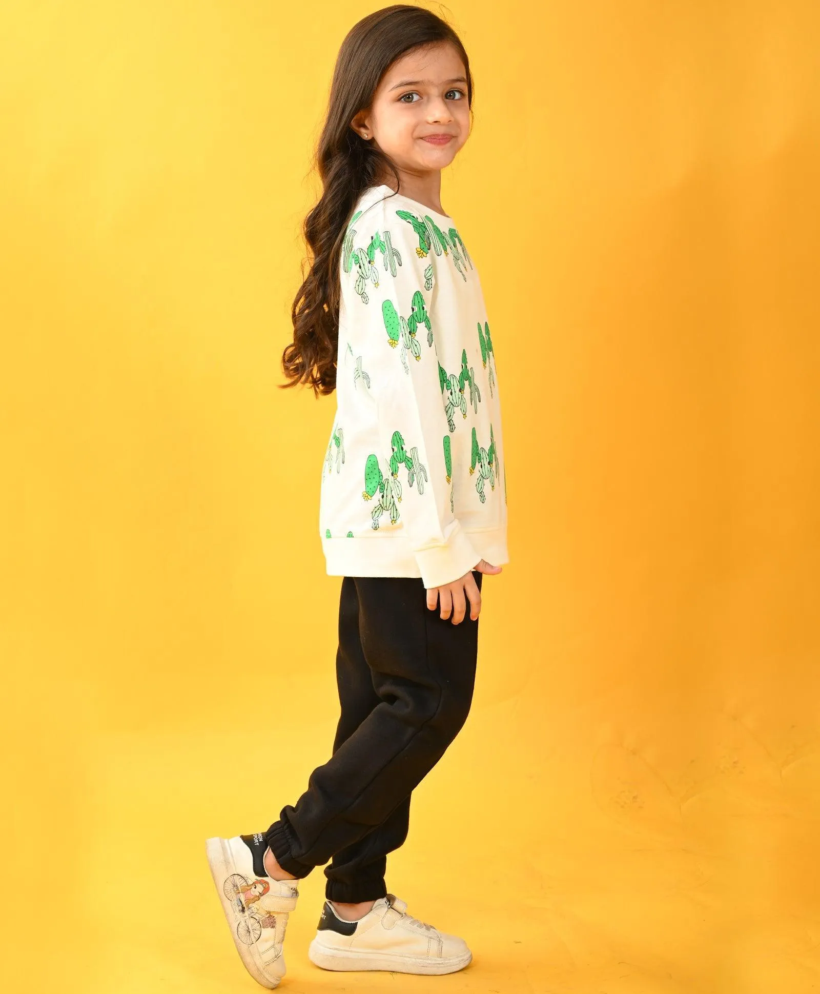 CACTUS BLACK TERRY SWEATSHIRT JOGGER SET - WHITE/BLACK