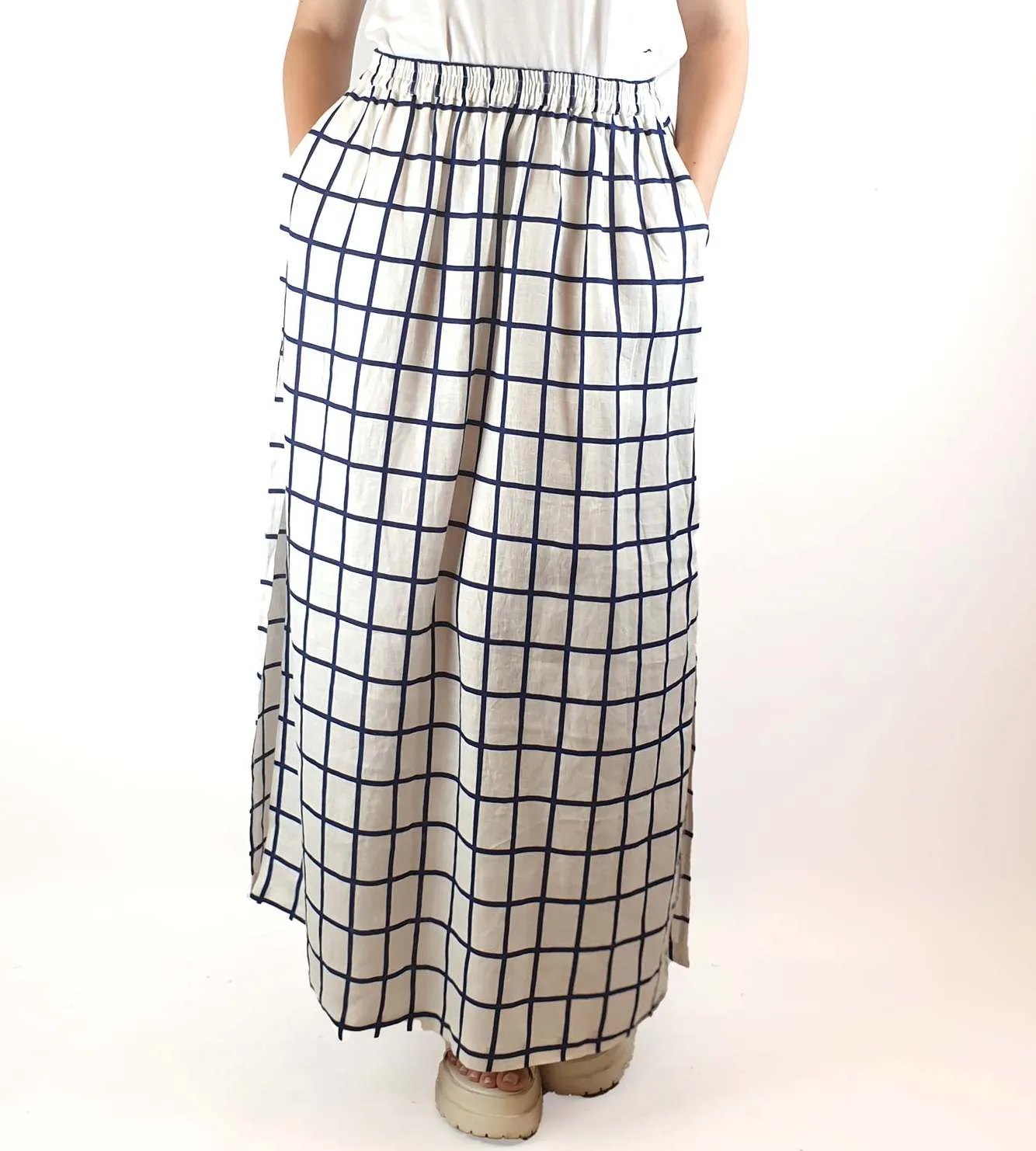 Elk blue and white check French linen skirt size 10