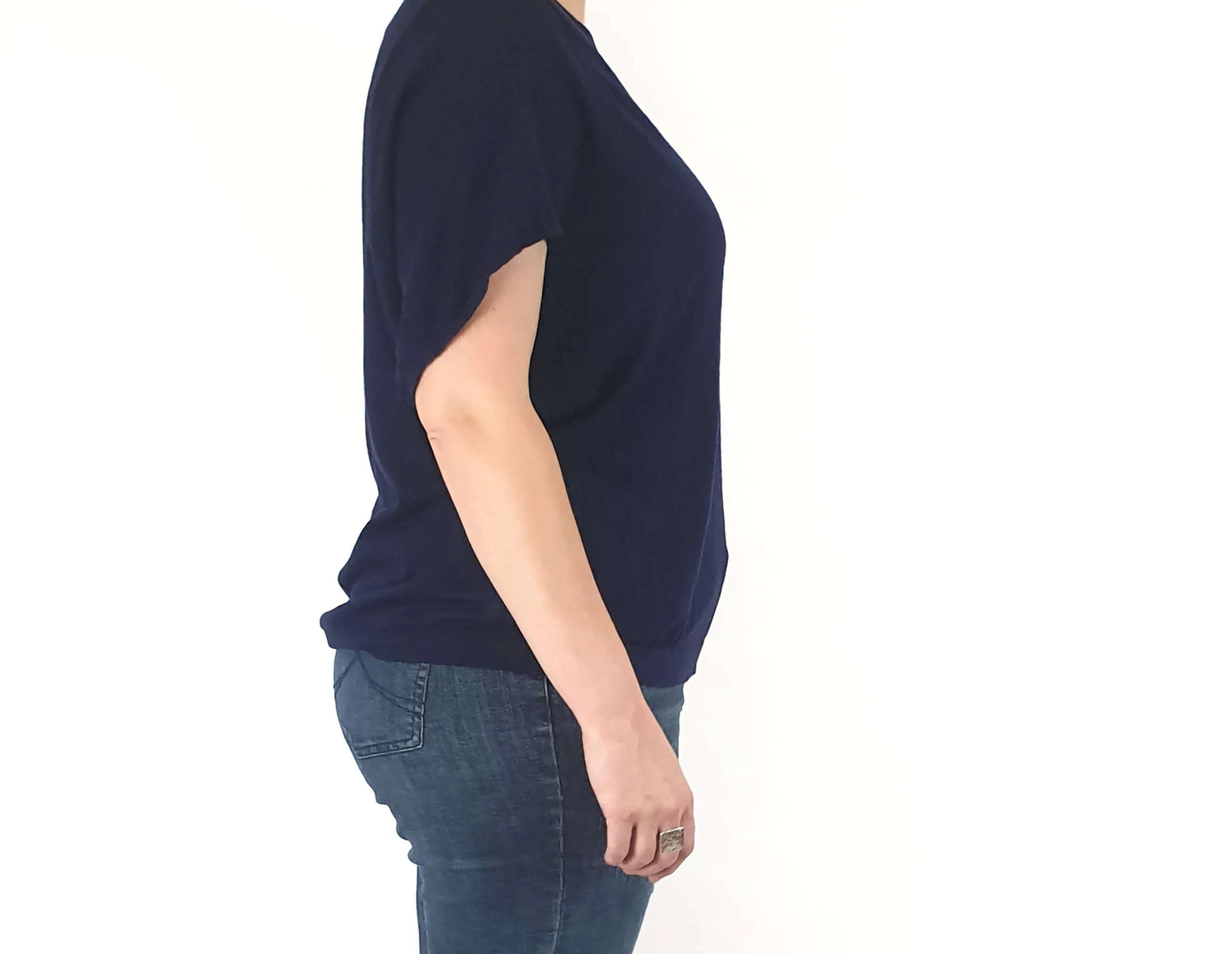 Elk navy knit top medium-large