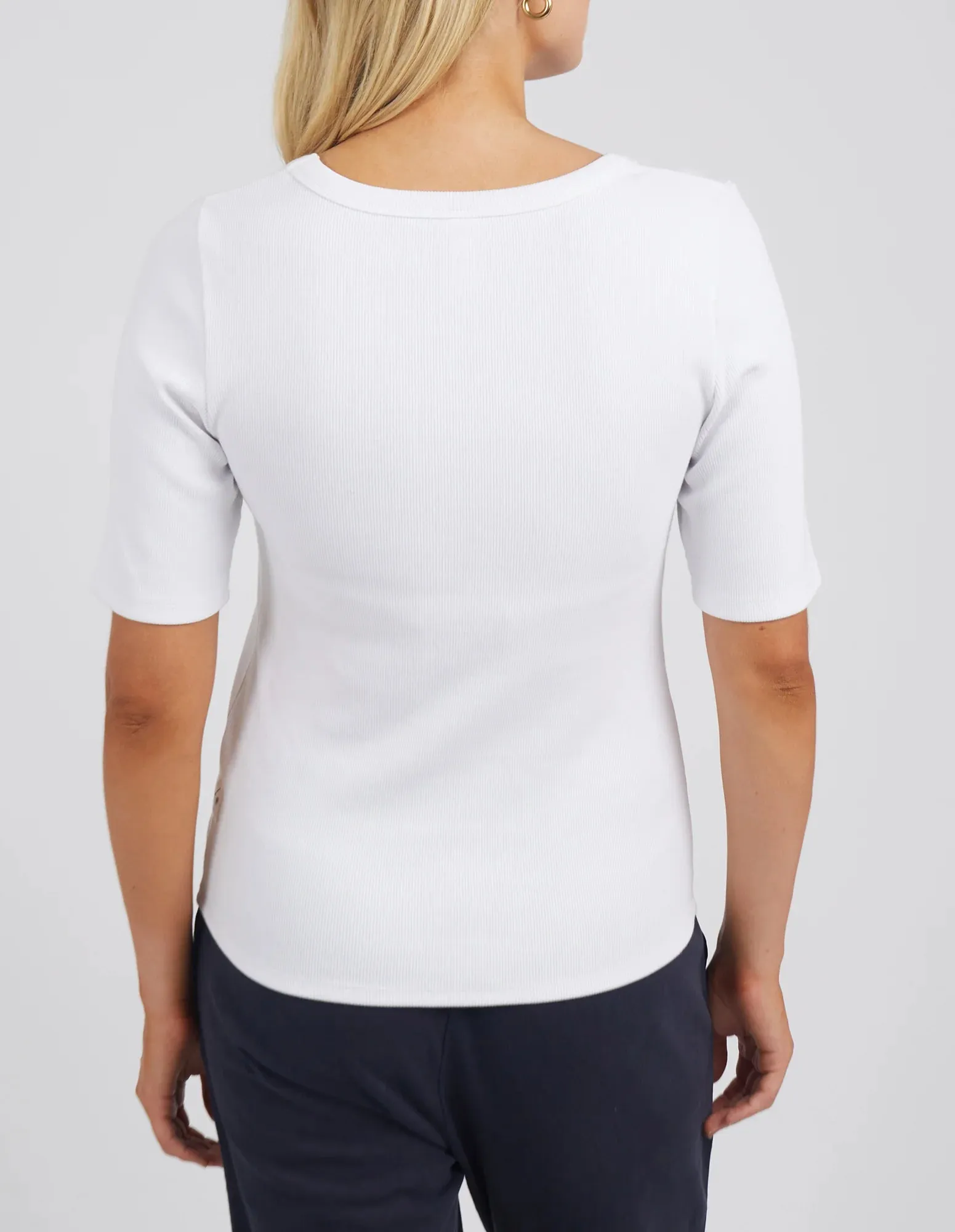 ELM RIB SCOOP TEE WHITE
