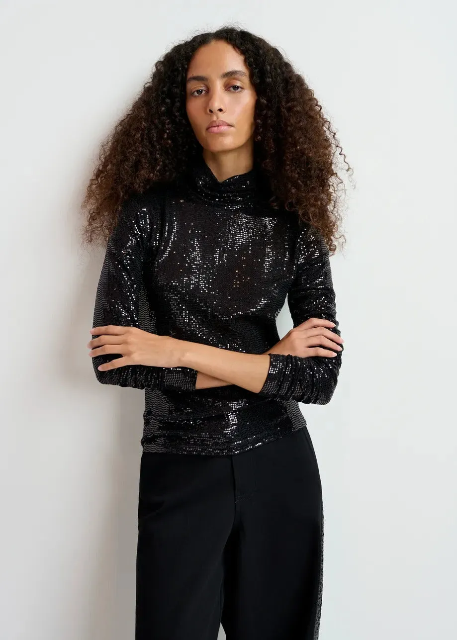 Essentiel Antwerp Gong Fitted Jersey Turtleneck in Black