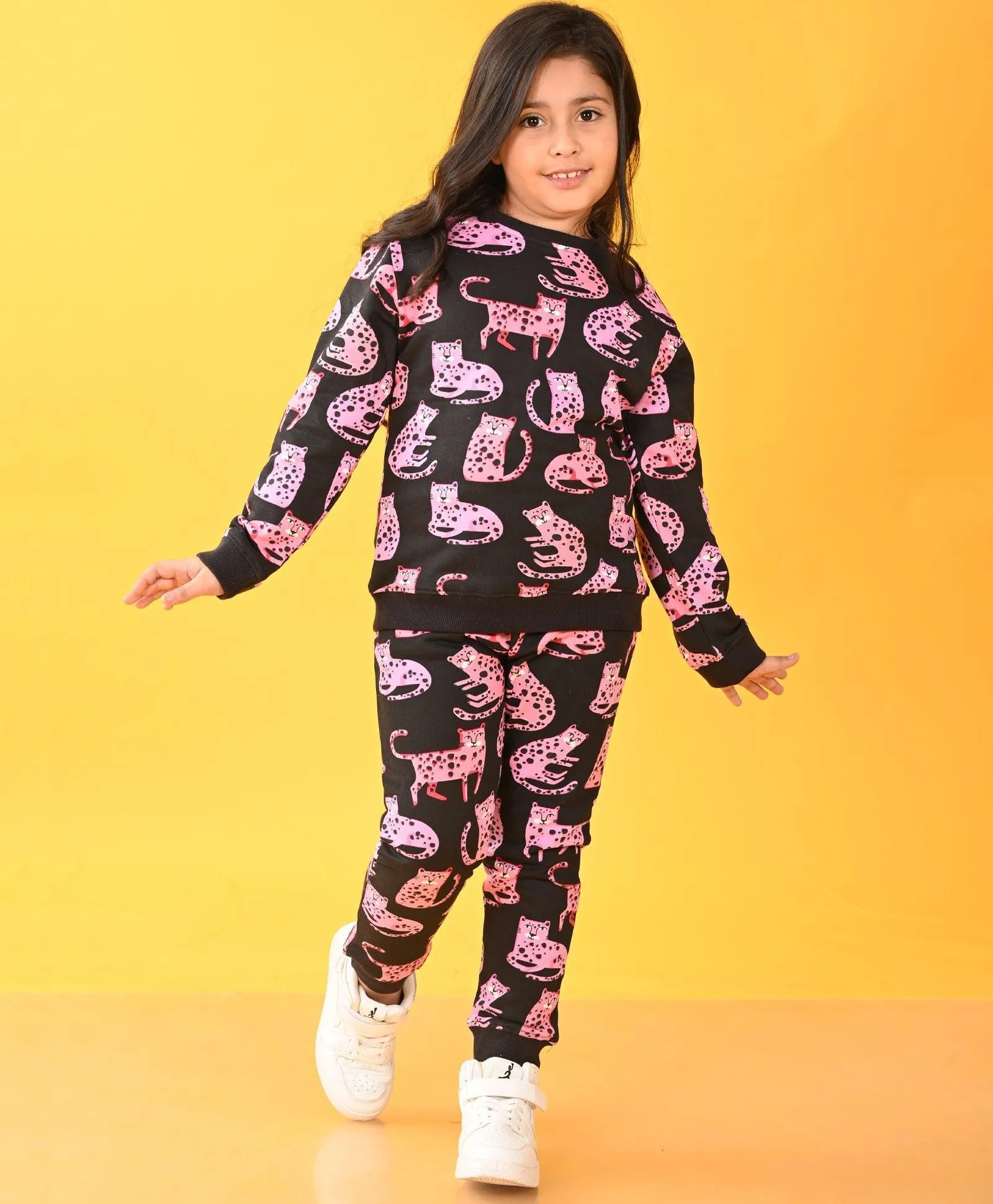 FUNNY CATS FLEECE GIRLS SWEATSHIRT JOGGER SET - BLACK