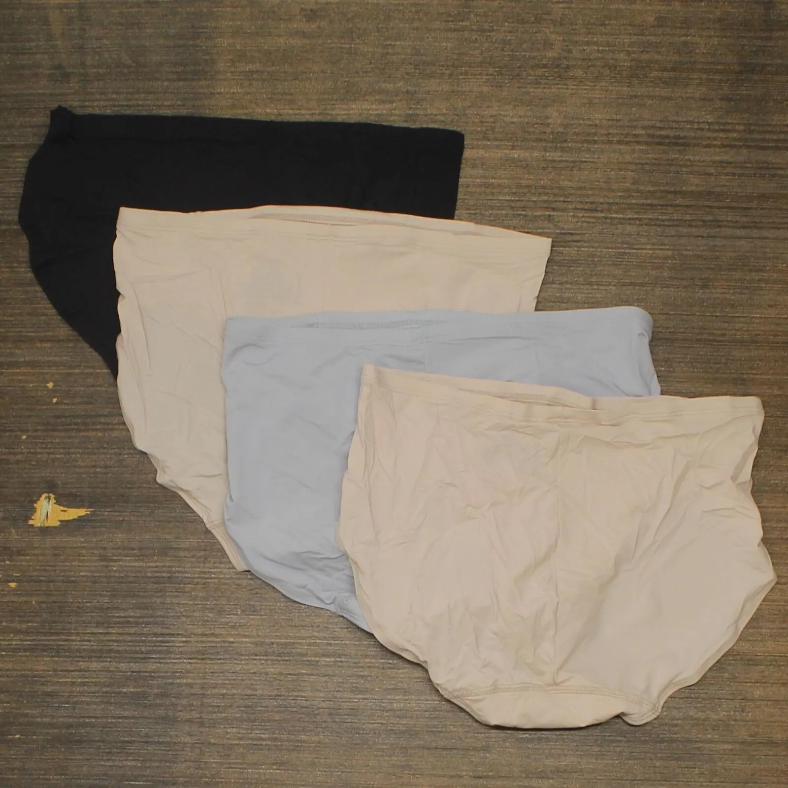 Hanes Premium Women's 4pk Tummy Control HiCut Underwear ST43A4 Colors May Vary M