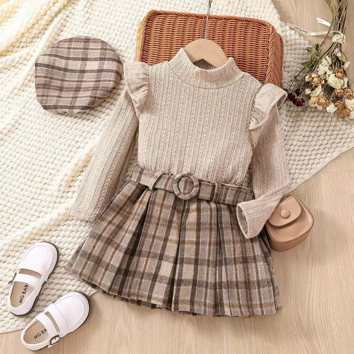 Knitted long-sleeved top plaid pleated skirt belt hat children's suit