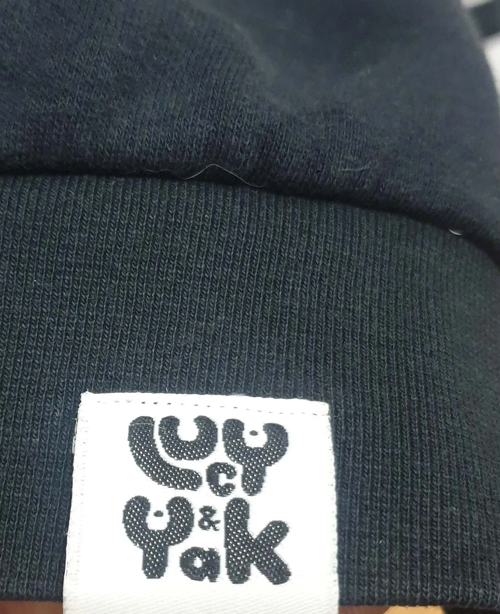 Lucy & Yak black windcheater size 3XL