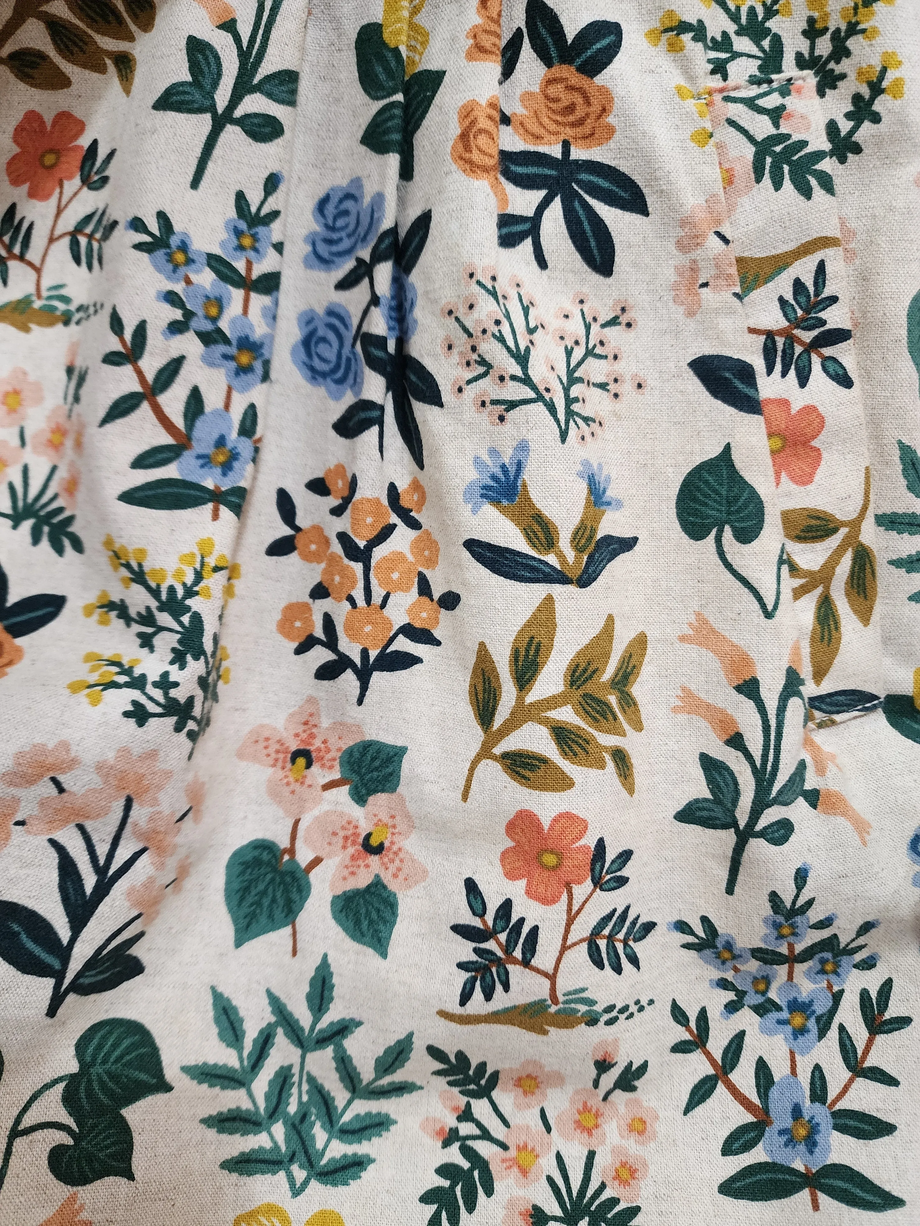 Made590 flower print skirt size XXS (easily fits 6 and 8)
