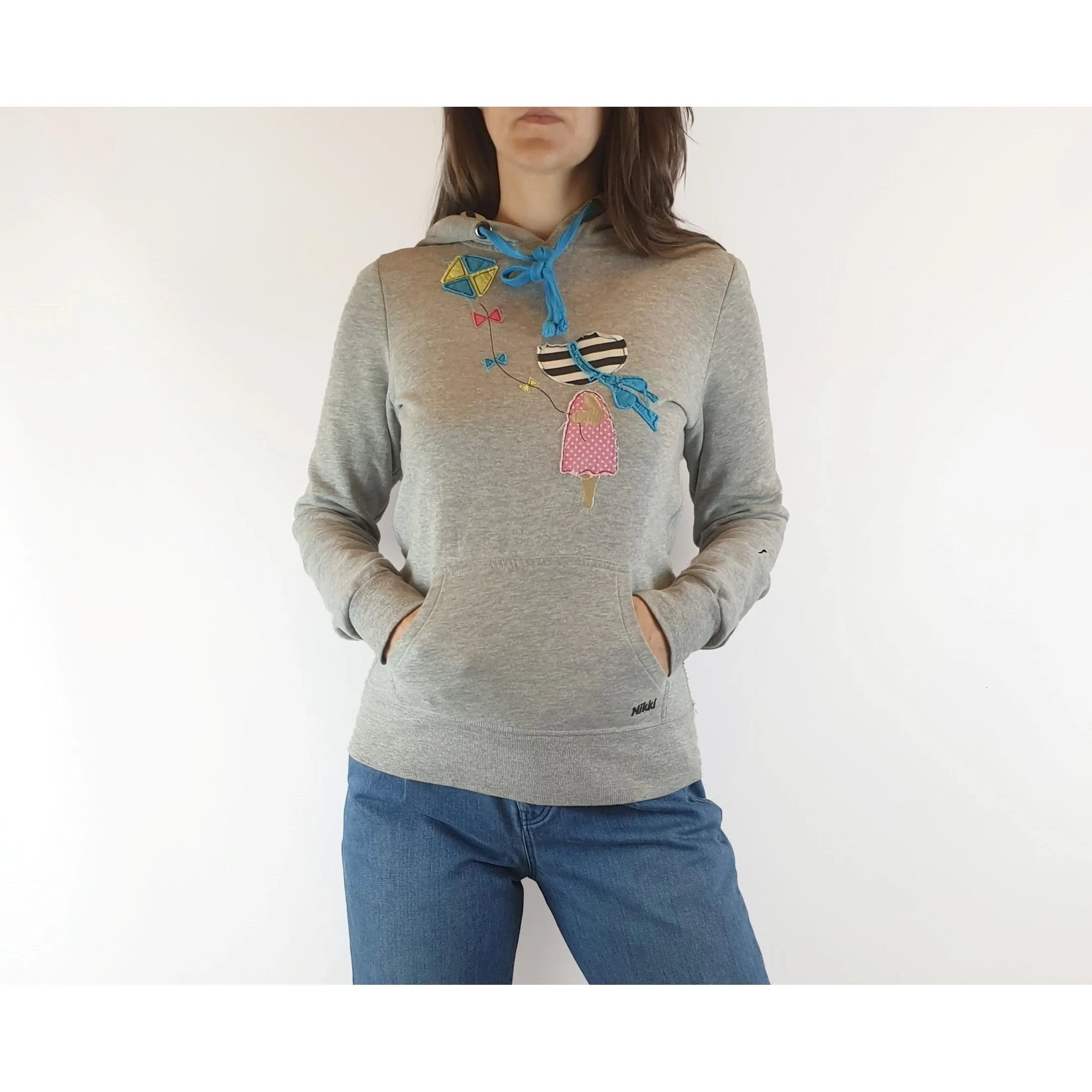Nikki grey hoody jumper with cute kite flying kite front patttern size 8