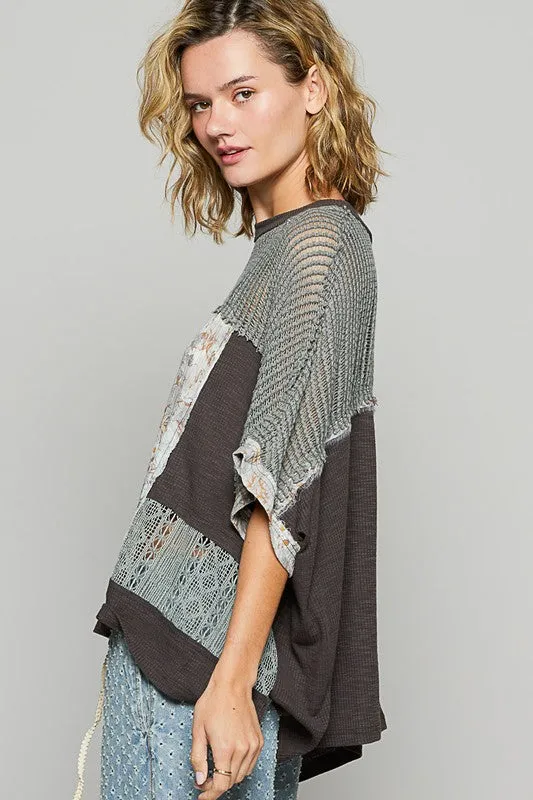 POL Hollow Out Floral Half Sleeve Knit Top