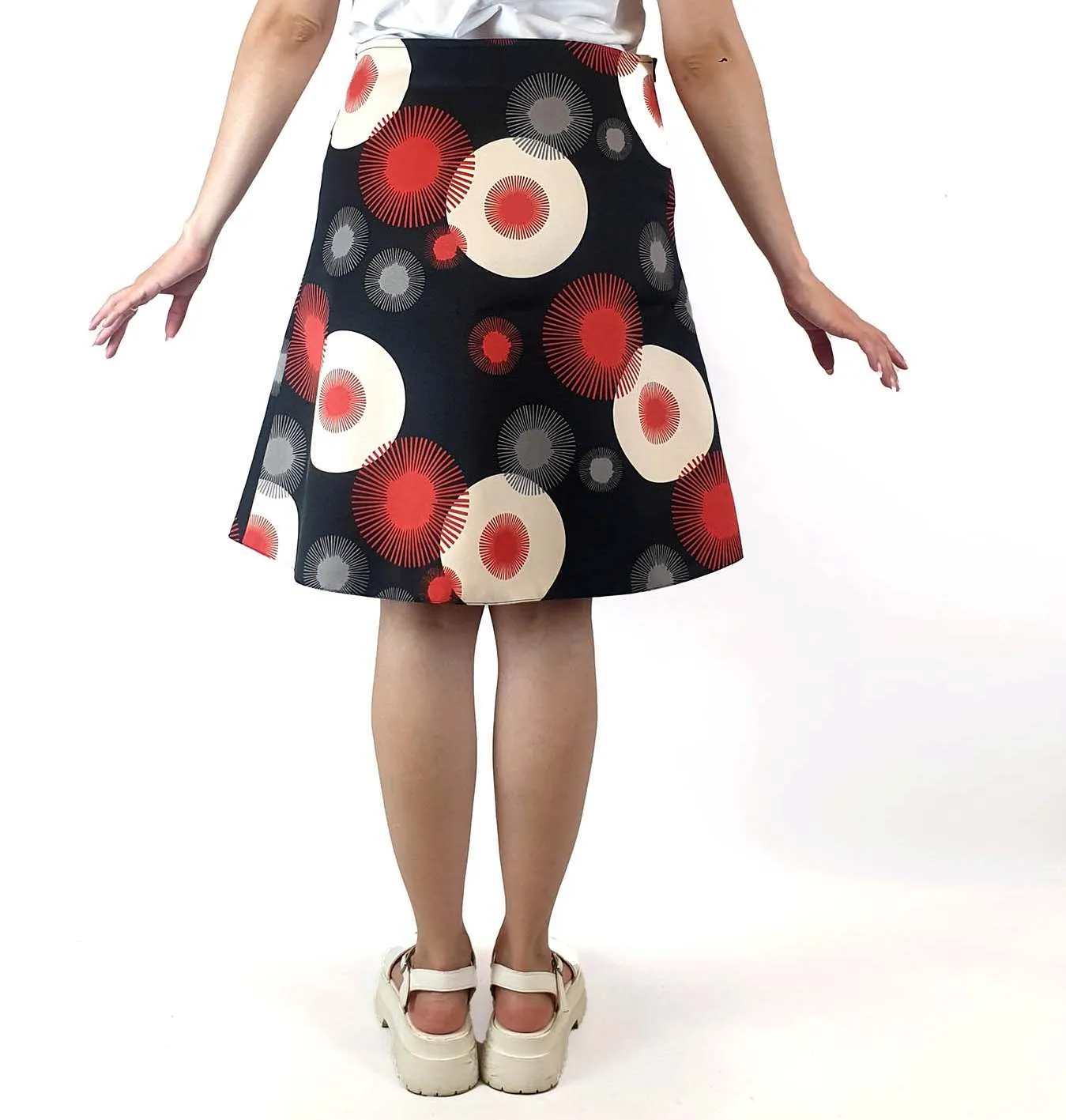 Remember? Black-based unique print skirt size 36 (best fits AU 10)