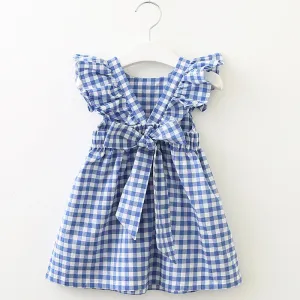 Summer dress for girls with a small flying sleeve