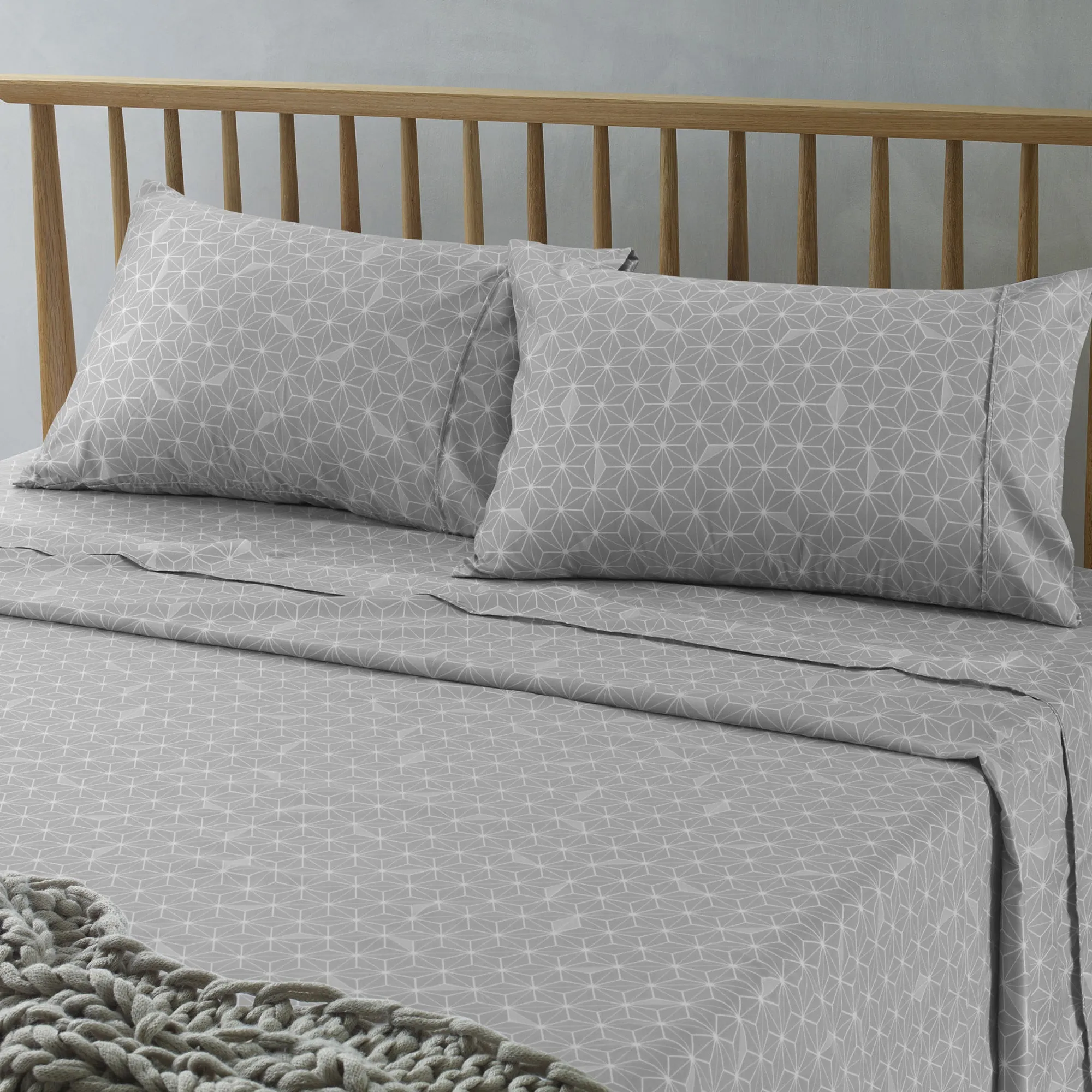 The Big Sleep Cubis Silver & White Sheet Set
