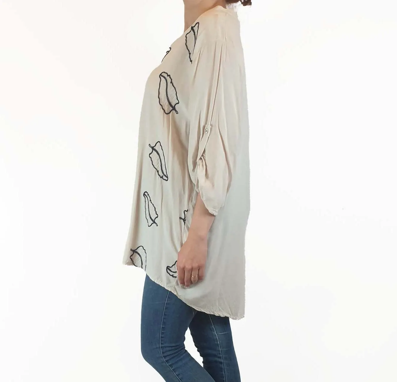 Threadz Australia cream half sleeve shirt top with embroydered leaves size S (best fits 10)