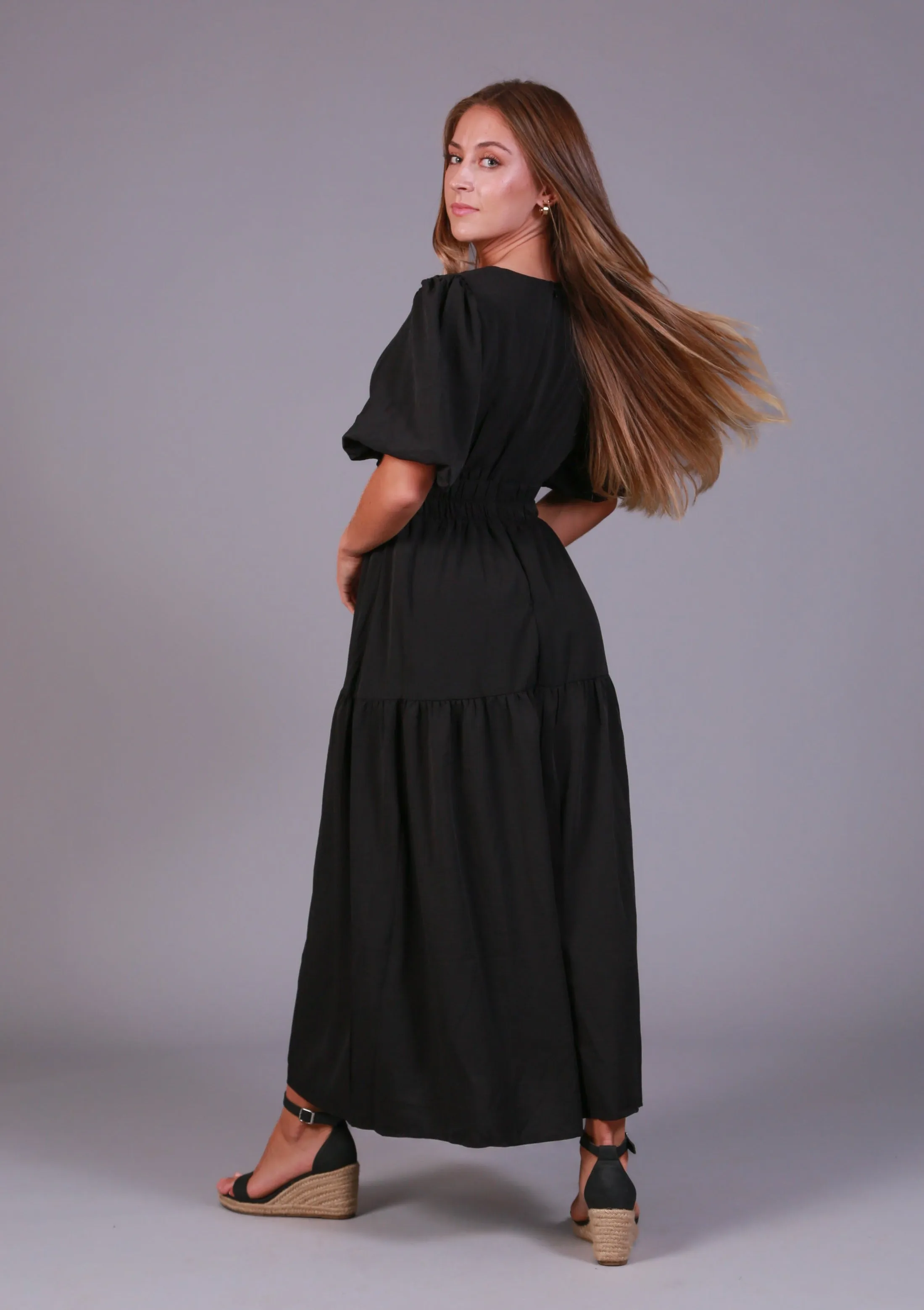 V-Neck maxi dress short sleeve- Black