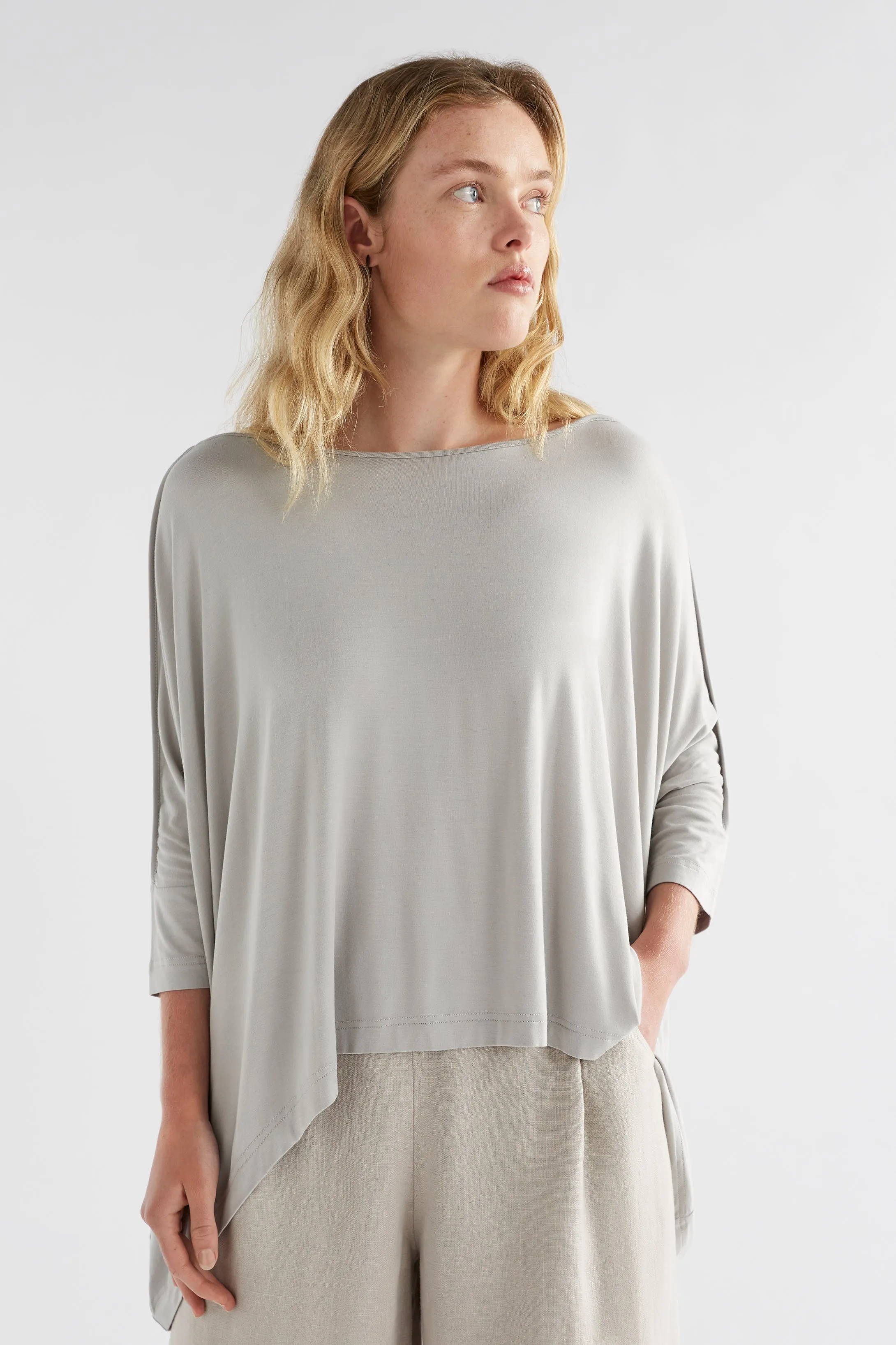 Wide Stretch Jardin Top