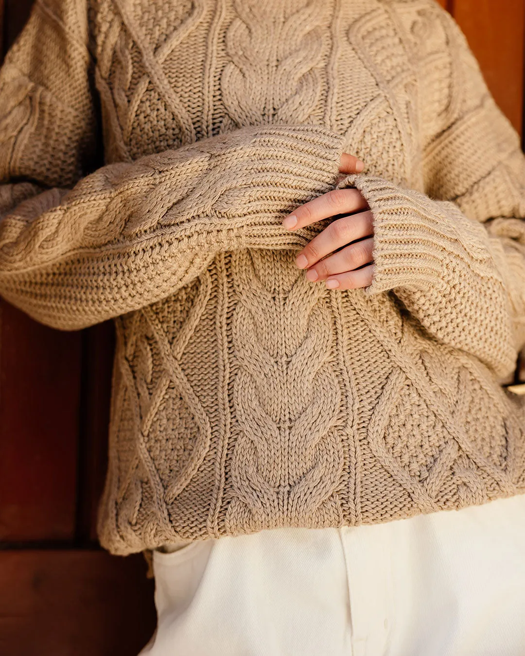 Women Round Neck Knitted Pullover